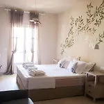 Konstantina Lejlighedshotel 4*