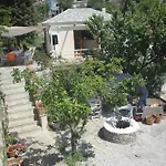 Konstantina 4*