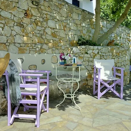 Konstantina Studios 4* Alonnisos Town