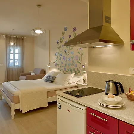 Konstantina Studios 4* Alonnisos Town