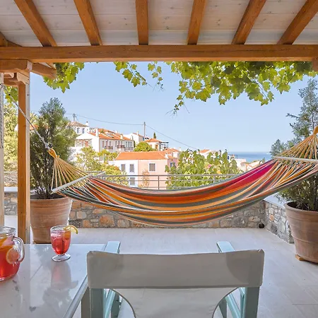 Aparthotel Konstantina Studios Alonnisos Town