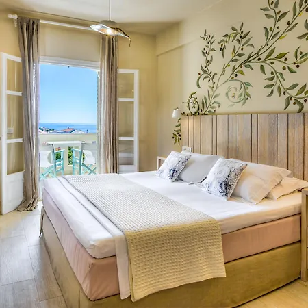 Konstantina Studios 4* Alonnisos Town