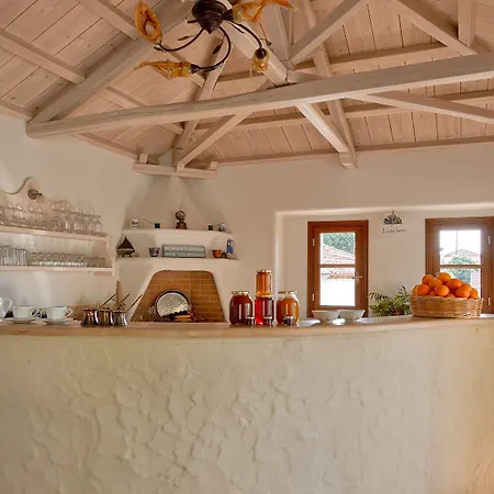 Konstantina Studios 4*