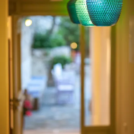 Konstantina Studios Alonnisos Town