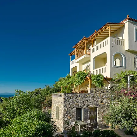 Konstantina Studios Aparthotel Alonnisos Town