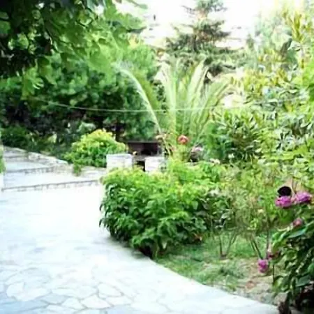 Konstantina Studios Aparthotel Alonnisos Town