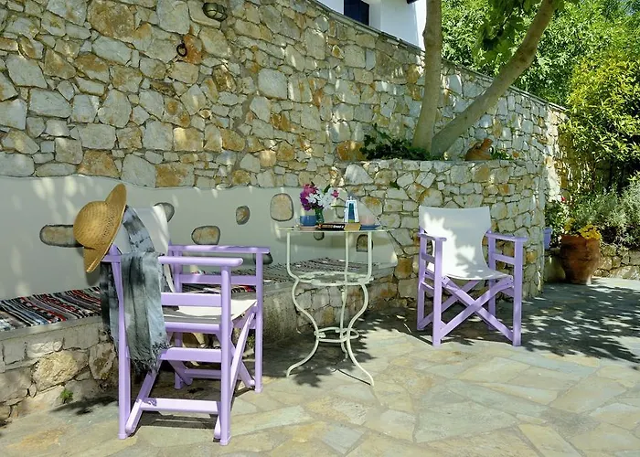 Konstantina Studios 4* Alonnisos Town