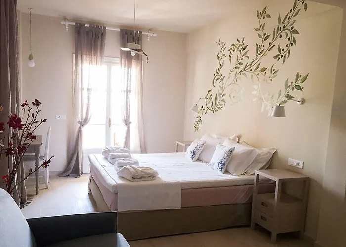 Konstantina Studios Aparthotel 4*