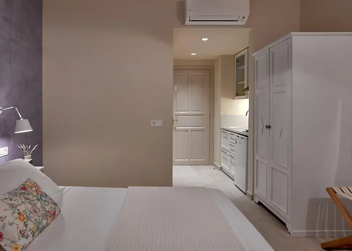 Konstantina Studios 4*