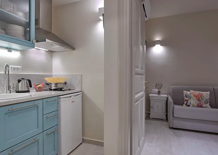 Konstantina Studios 4*