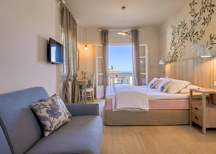 Konstantina Studios 4* Alonnisos Town