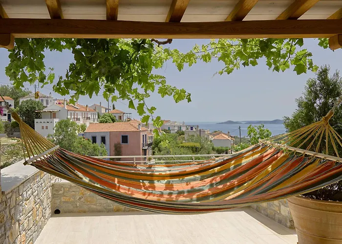 Konstantina Studios Aparthotel Alonnisos Town