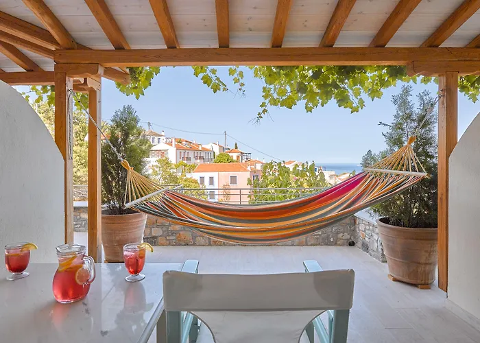 Aparthotel Konstantina Studios Alonnisos Town