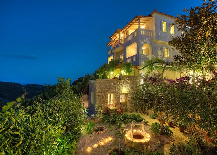 Konstantina Studios Aparthotel Alonnisos Town