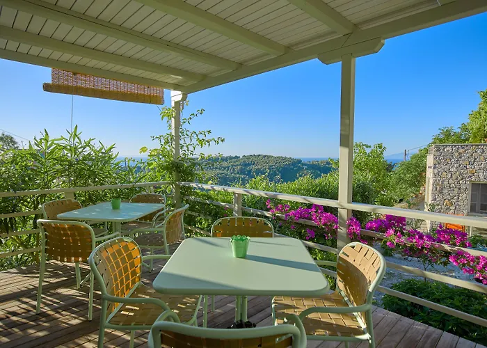 Aparthotel Konstantina Studios Alonnisos Town