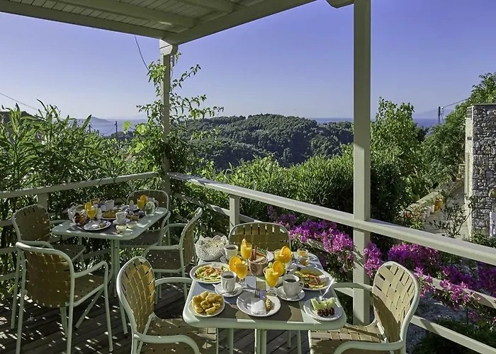 Konstantina Studios Aparthotel Alonnisos Town